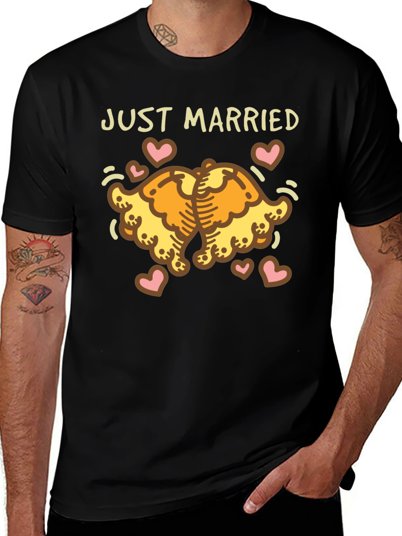 Just Married Cartoon Bear Couple T-Shirt