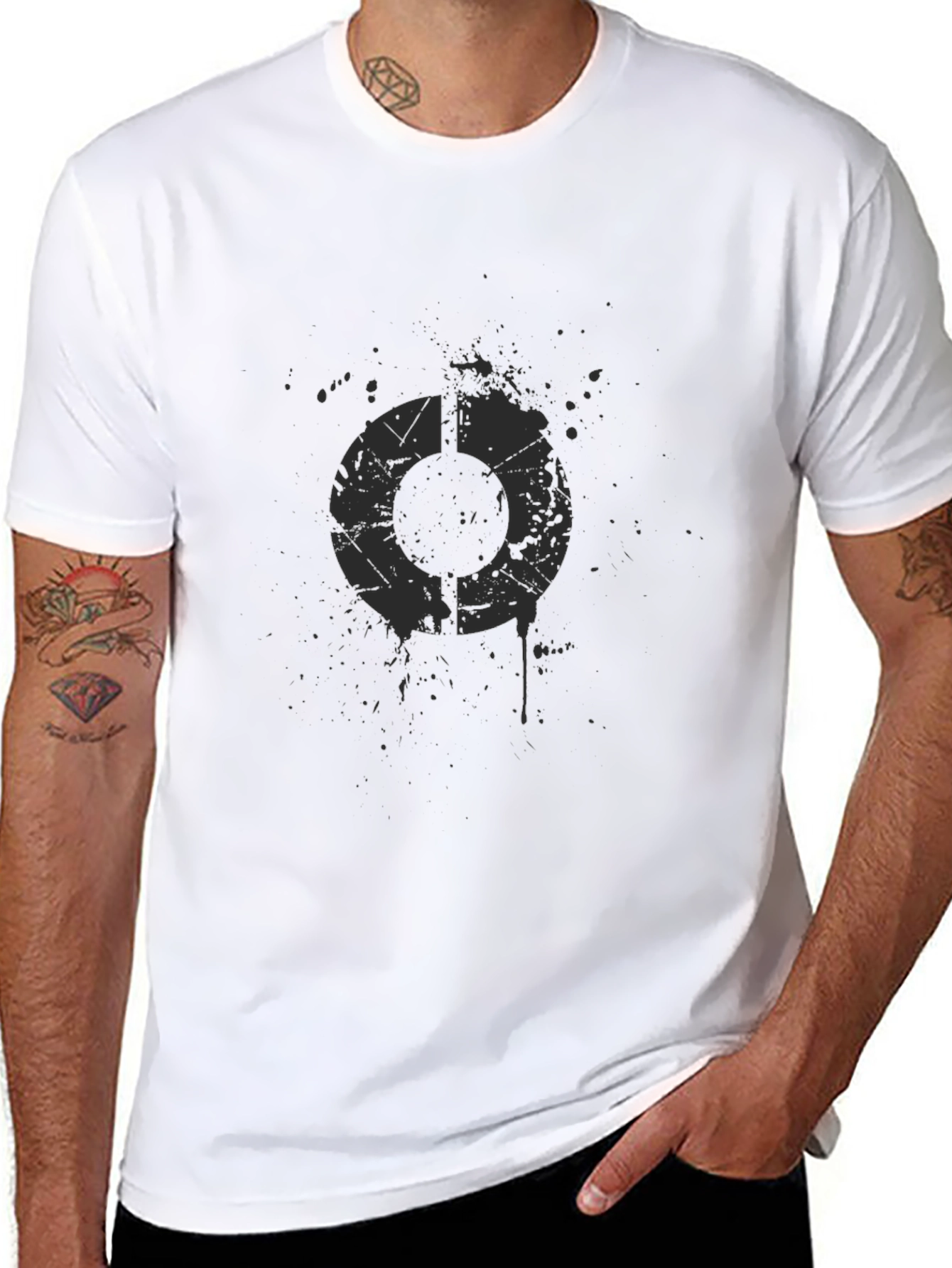 Distressed Circle Graphic Black T-Shirt