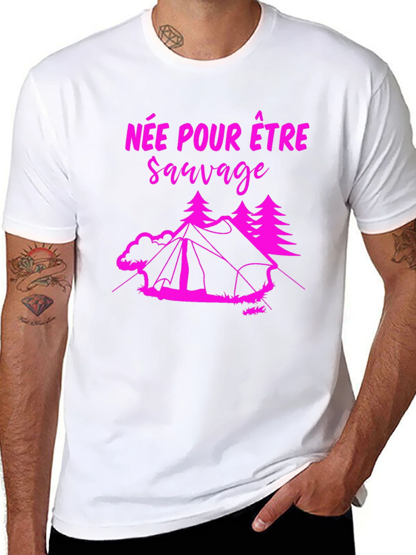 Née Pour Être Sauvage Camping T-Shirt