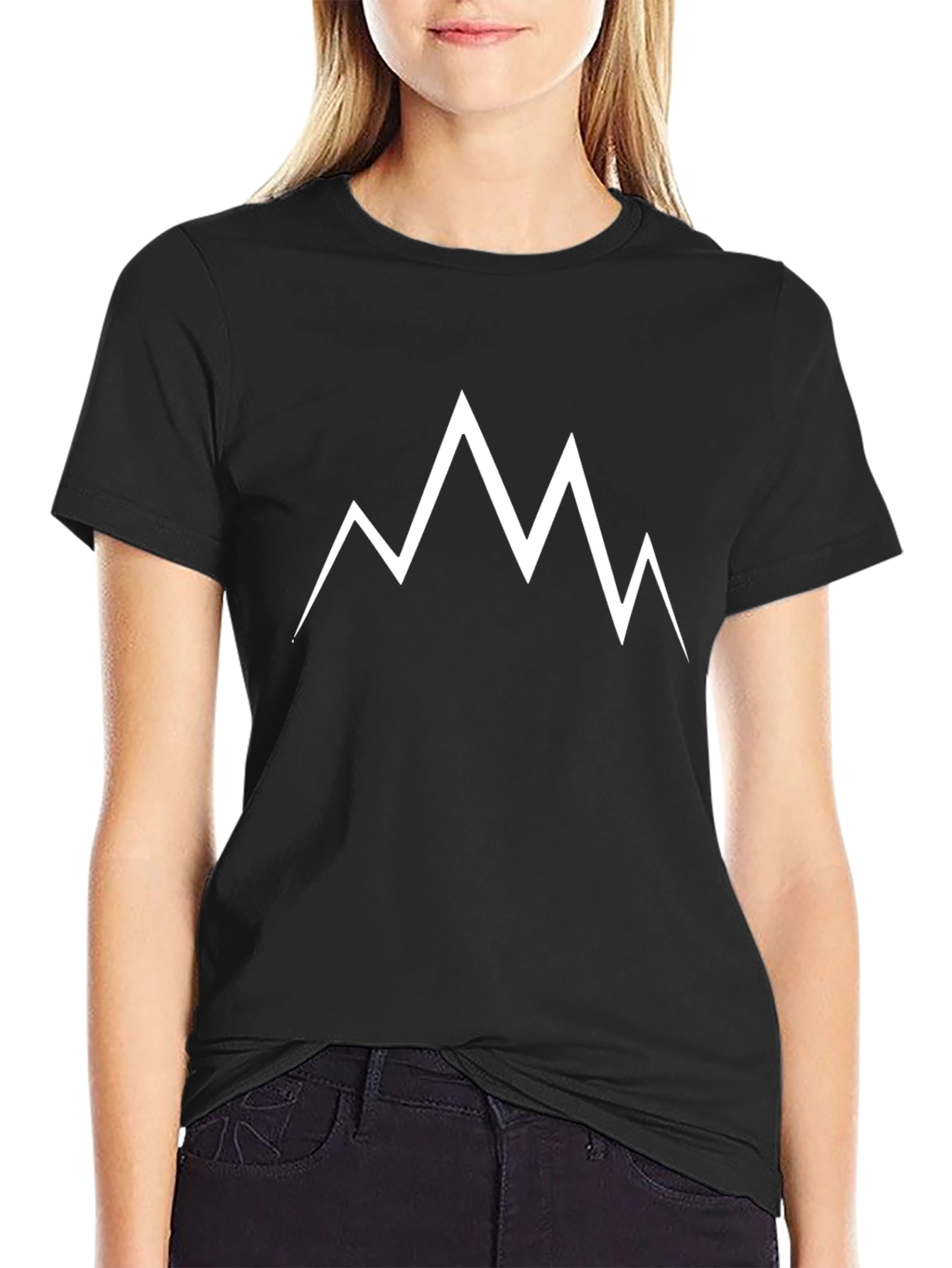 Minimalist Mountain Peak T-Shirt - Black